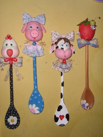 COLHER DE PAU DECORADA